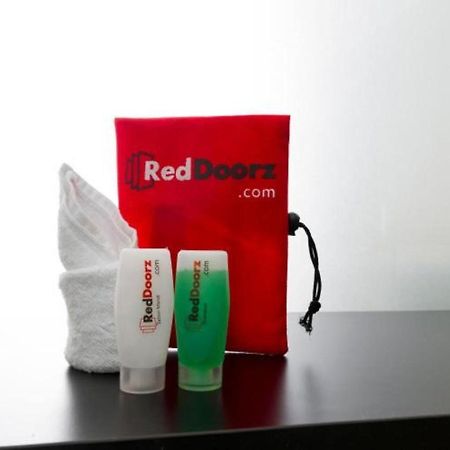 Reddoorz Plus @ Guntur Raya Setiabudi Cakarta Dış mekan fotoğraf