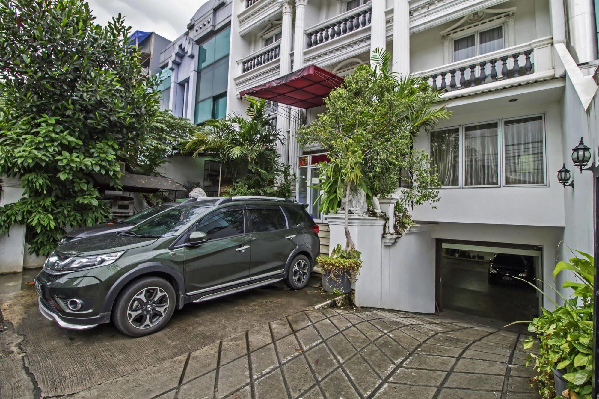 Reddoorz Plus @ Guntur Raya Setiabudi Cakarta Dış mekan fotoğraf