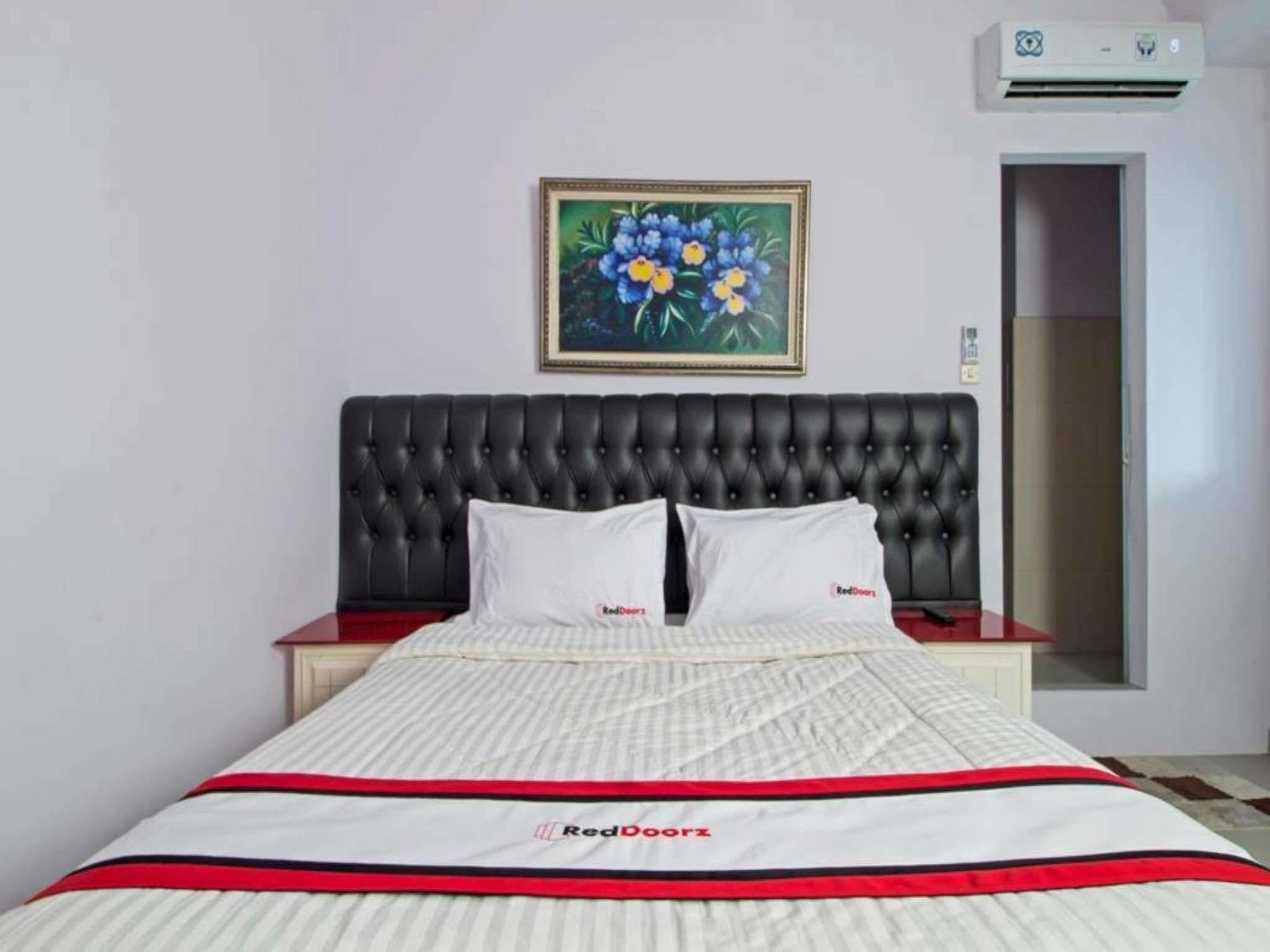Reddoorz Plus @ Guntur Raya Setiabudi Cakarta Dış mekan fotoğraf