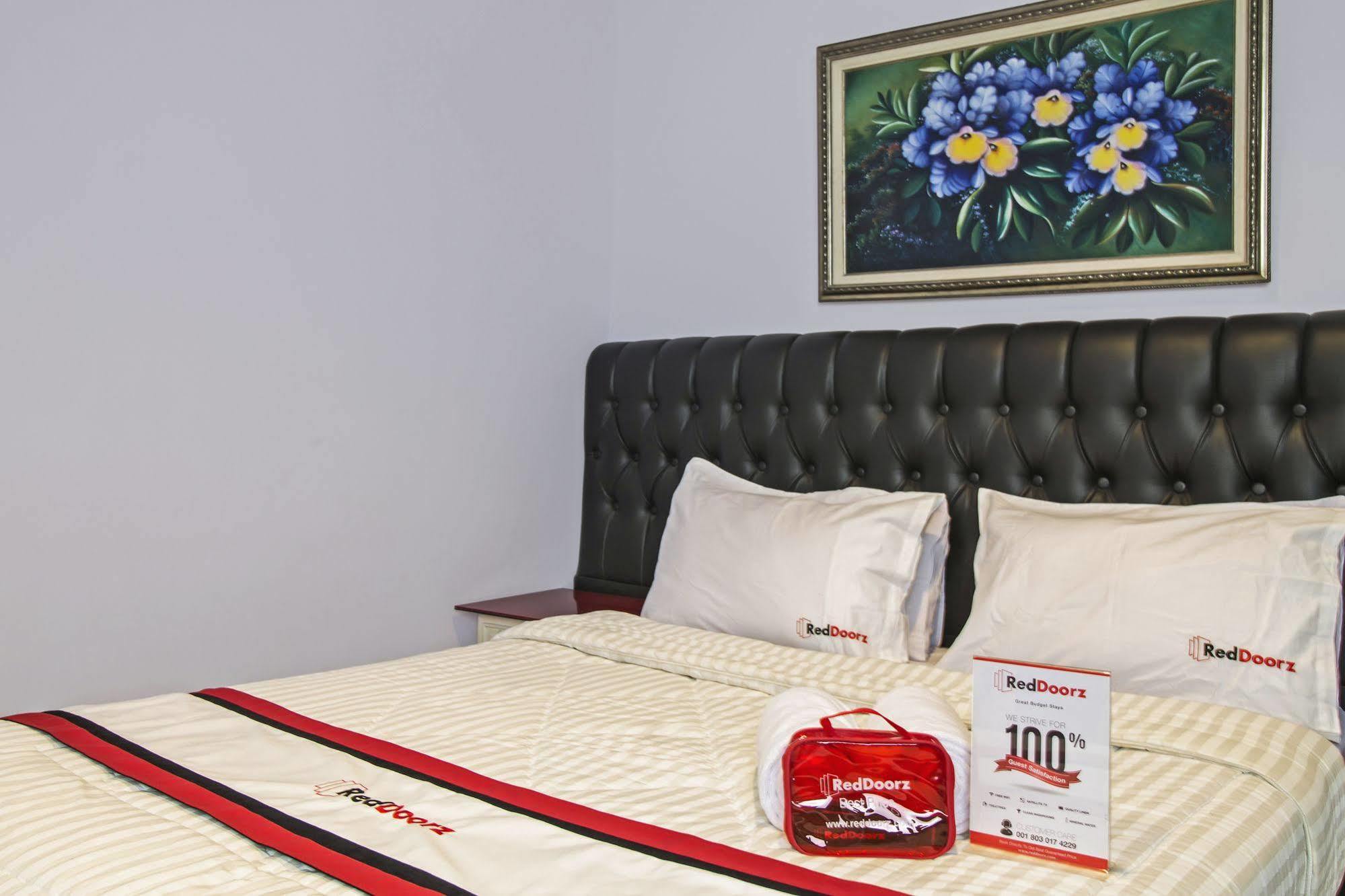 Reddoorz Plus @ Guntur Raya Setiabudi Cakarta Dış mekan fotoğraf