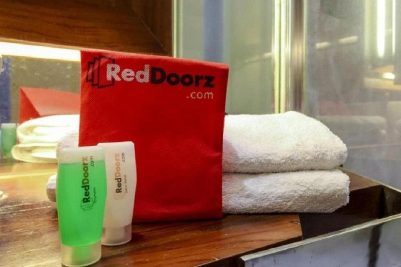 Reddoorz Plus @ Guntur Raya Setiabudi Cakarta Dış mekan fotoğraf